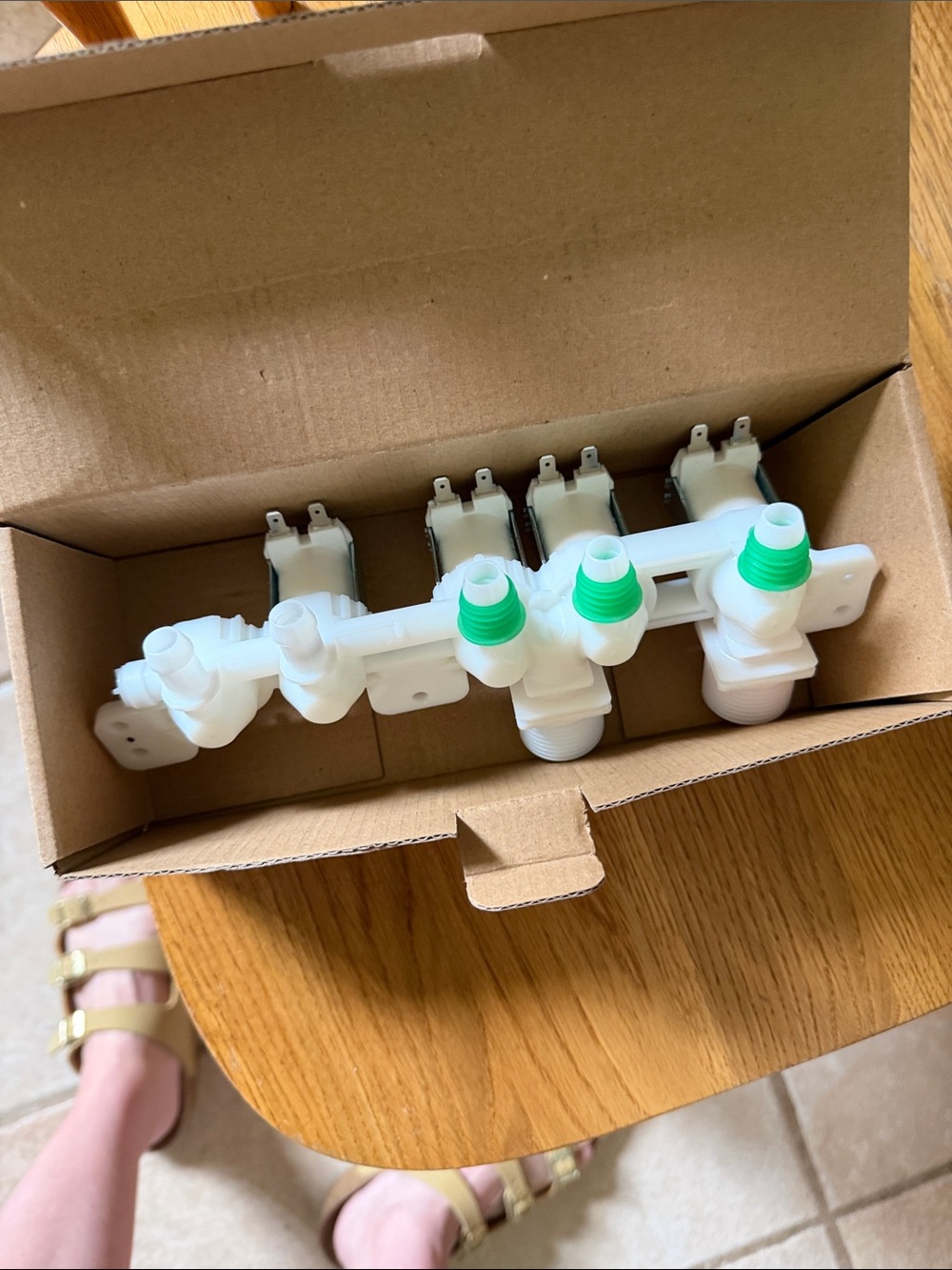White Plastic Quad Water Inlet Valve with Green Caps